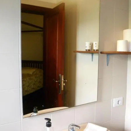 Sleeps 4 Pool Air Con Wifi