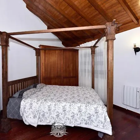 Sleeps 4 Pool Air Con Wifi * La Caridad